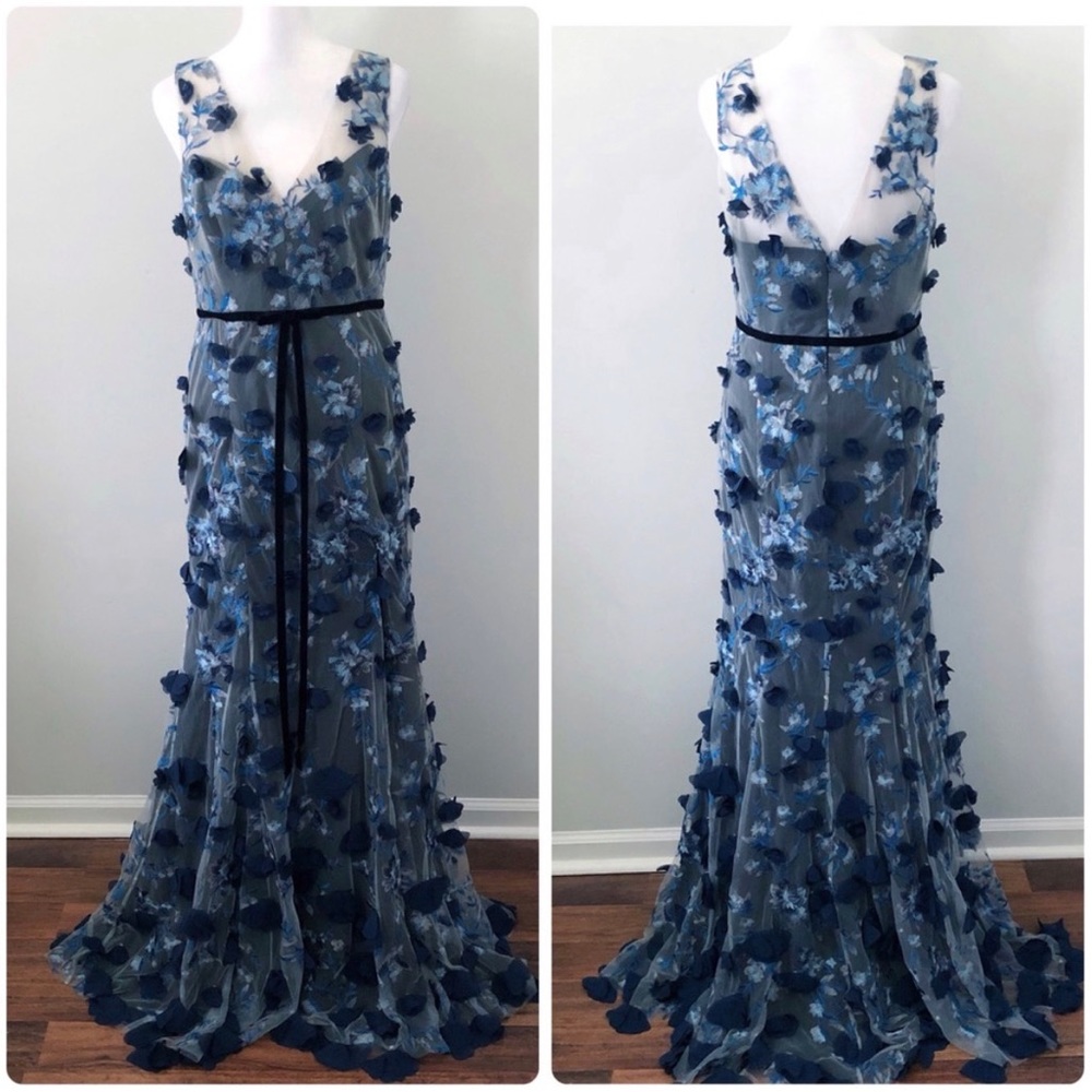 Marchesa Notte Floral Lace Appliqué Mermaid Gown Blue Navy Size 6